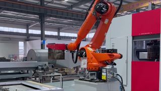 Maszyna planetarna z sześcioma koszami + linia rotacji wtórnej pieca do utwardzania dla klientów z Brazylii